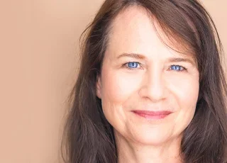 Image of Jennifer Rohn