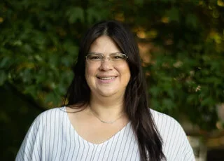 Ali Tartaglia headshot